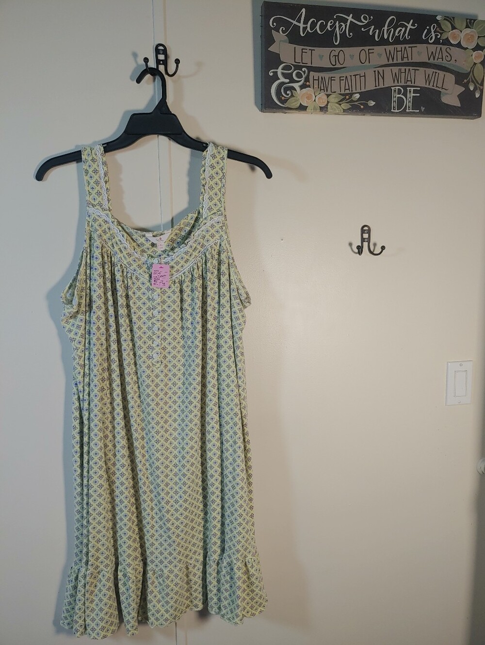 Secret Treasures 3x 22-24 Yellow Sleeveless Feminine And Girly Nightgown